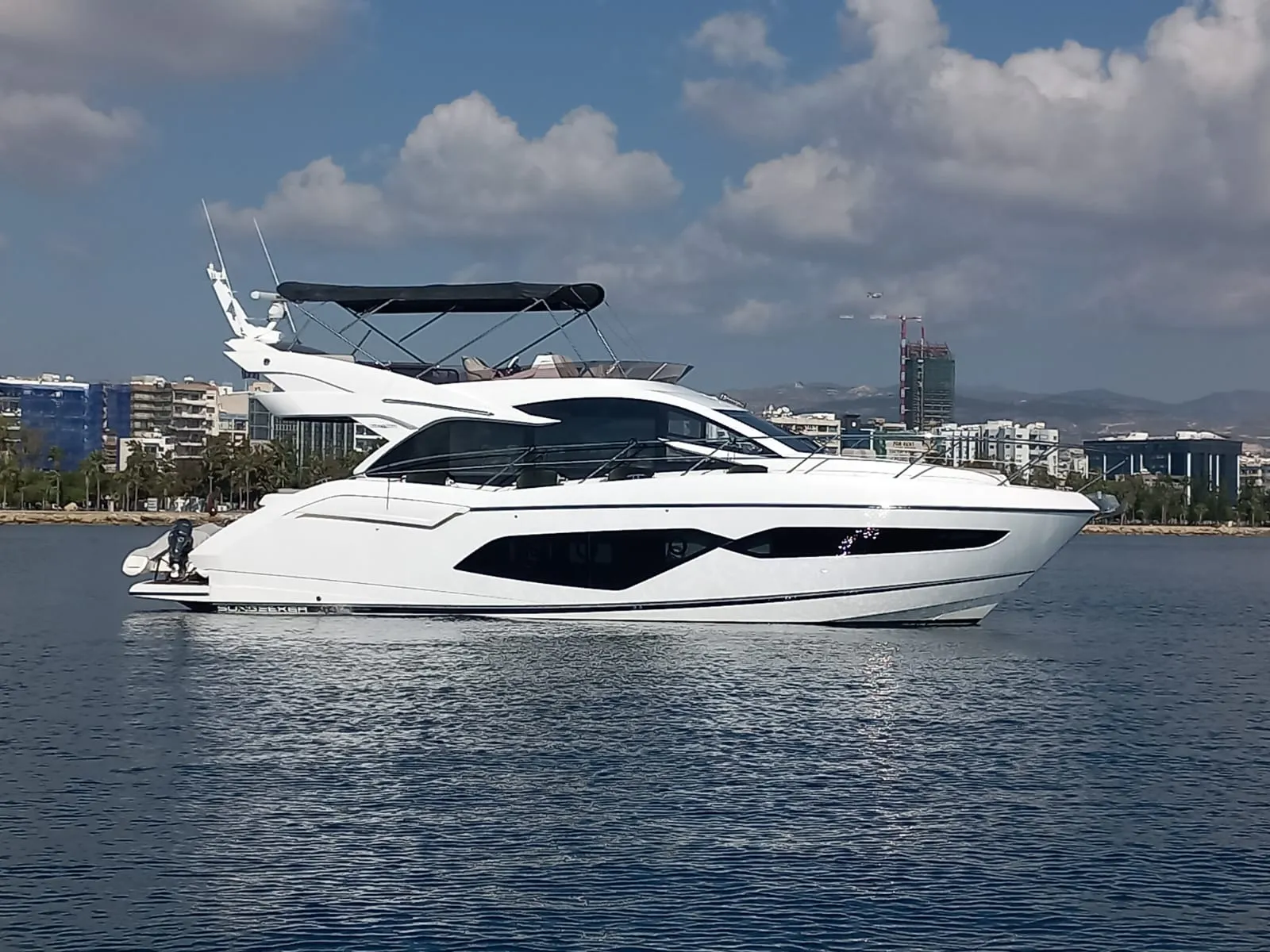 SUNSEEKER MANHATTAN 56